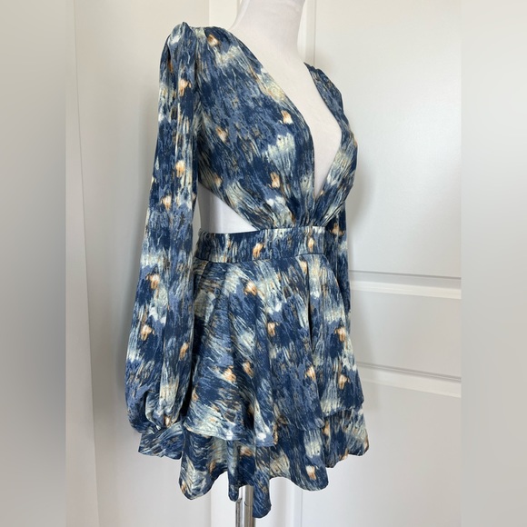 Abstract Printed Romper - Picture 3 of 4